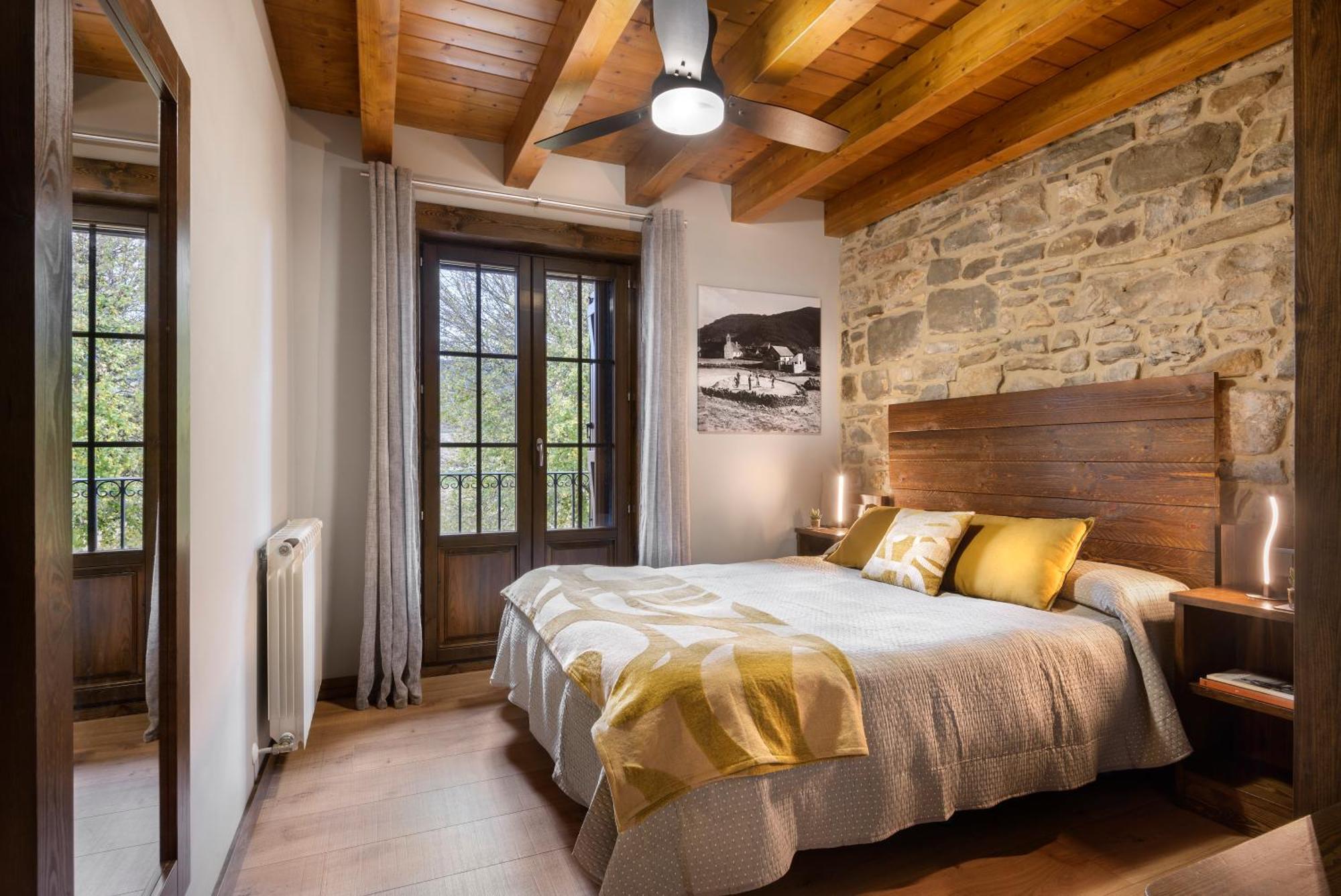 Апартаменты Casa Otal Хака Экстерьер фото