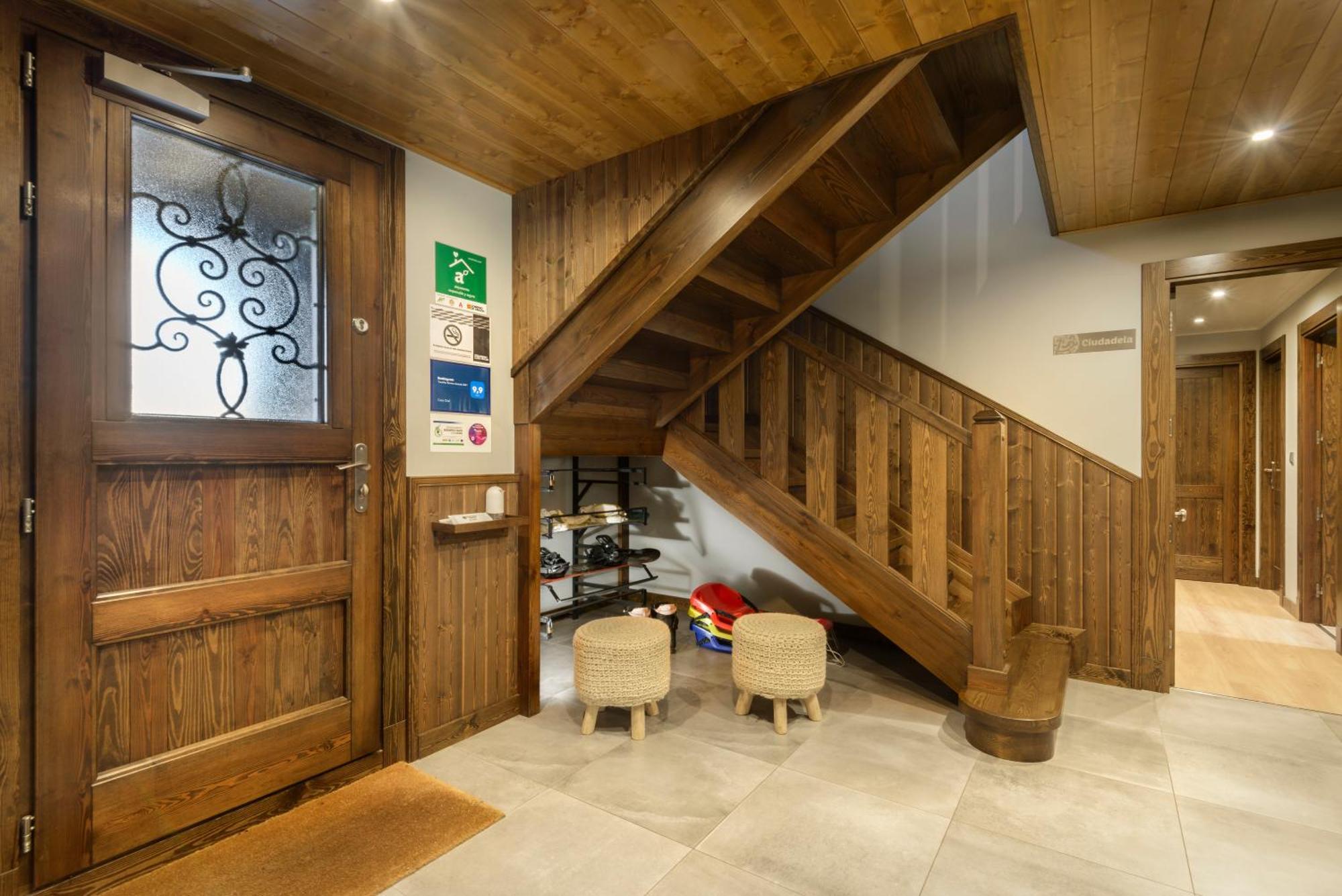 Апартаменты Casa Otal Хака Экстерьер фото